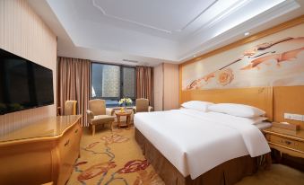 Vienna International Hotel (Nanning Anji Wanda Plaza Sulu metro station)