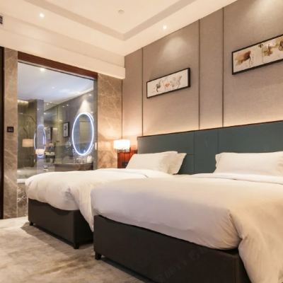 VR4D影院雙床房 順德華美達酒店（佛山樂從傢俱城店）優惠