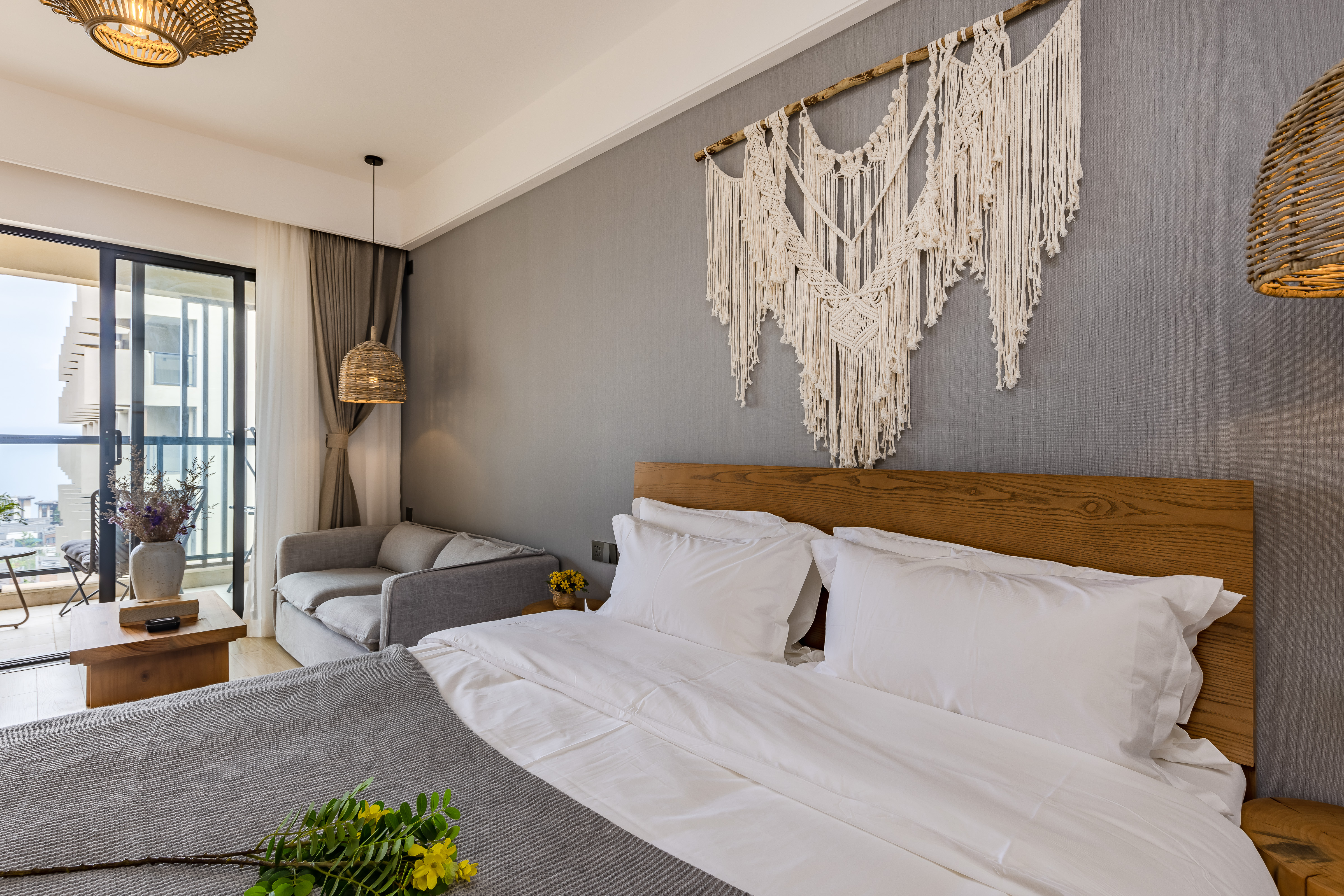 漫云·湖景大床房