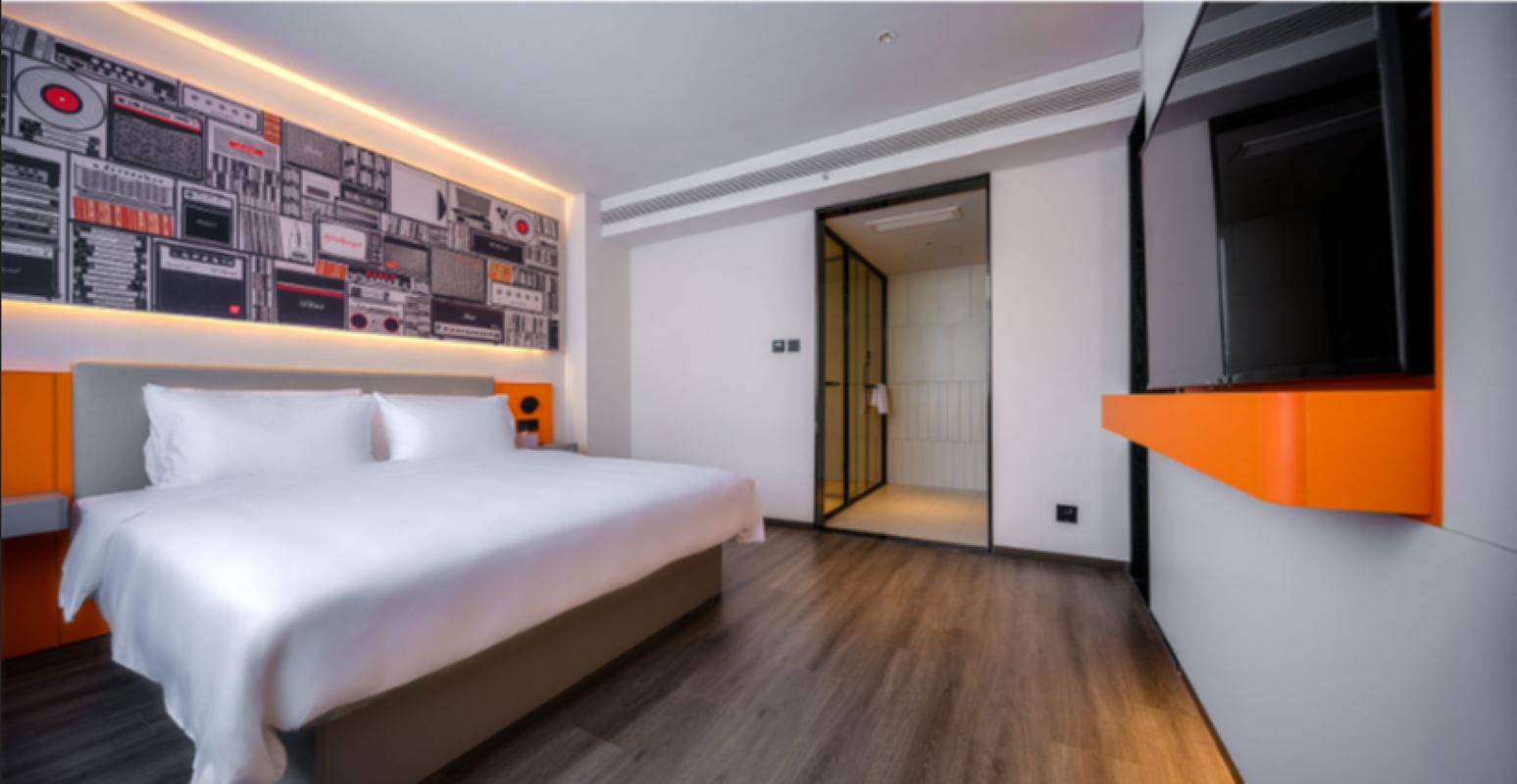 豪華套房（地暖+小冰箱+一鍵投屏+智能馬桶）