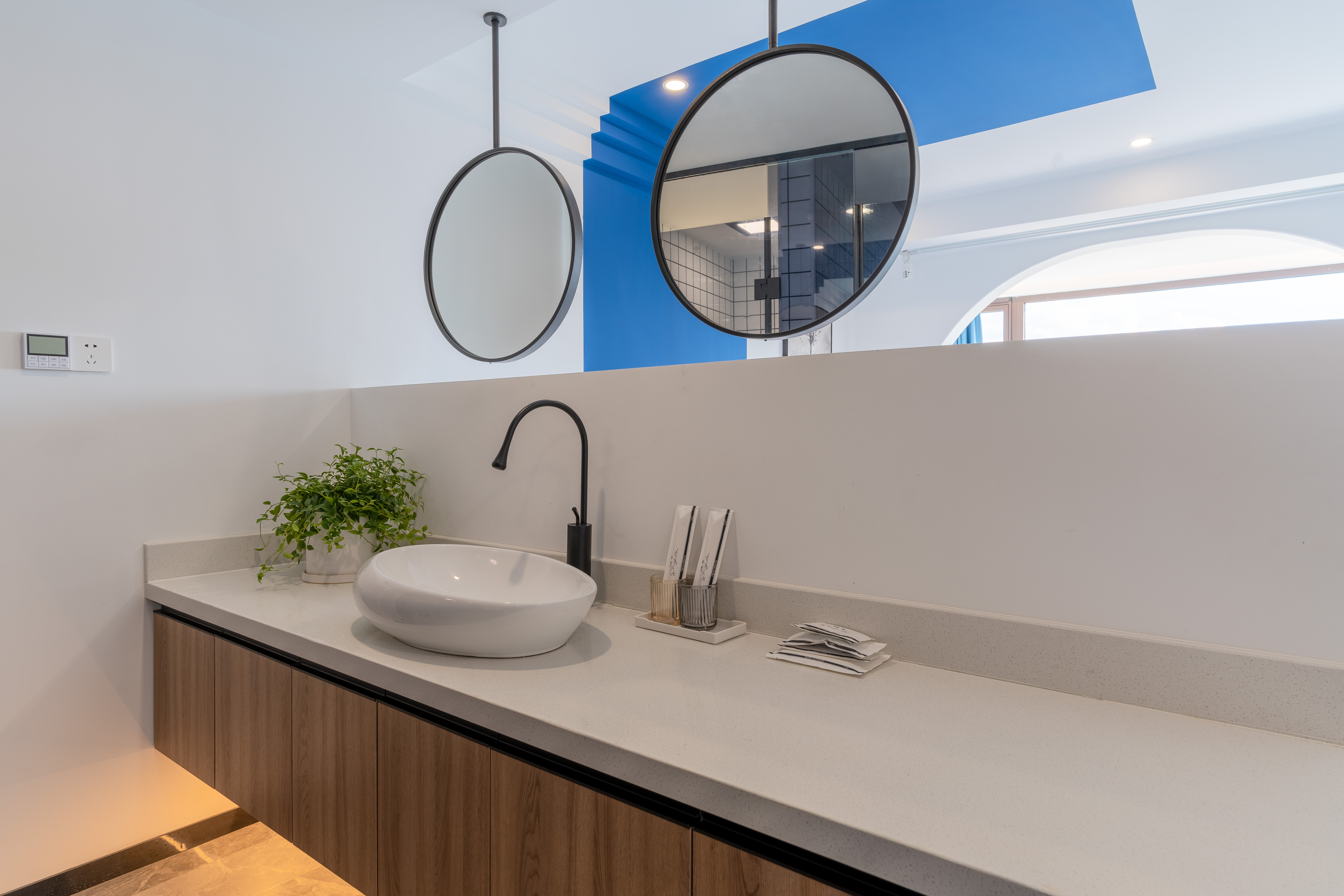 Ins风·云海山景大床房