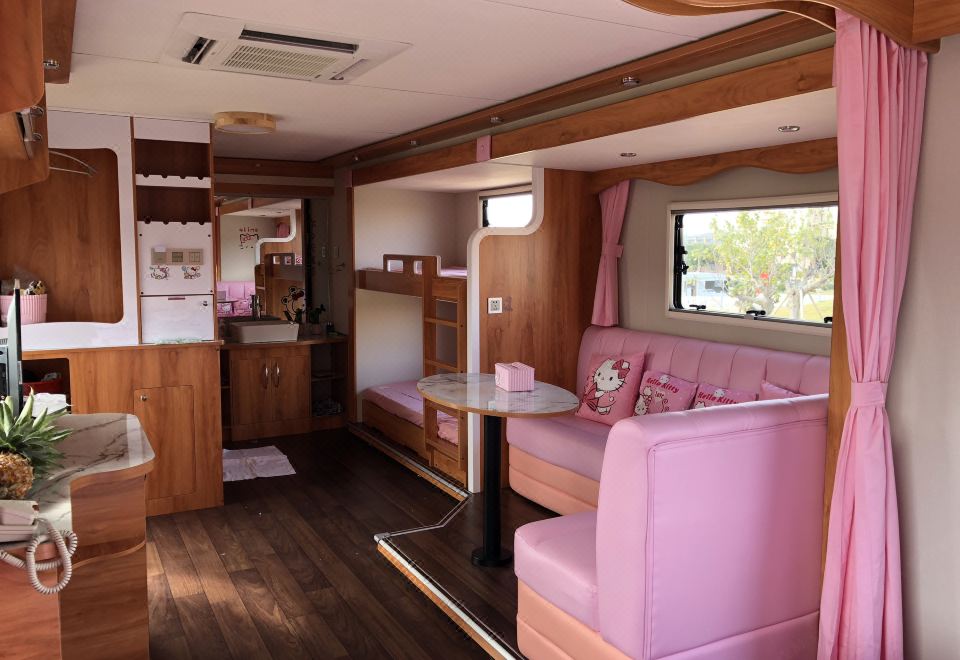 三床户外主题房车