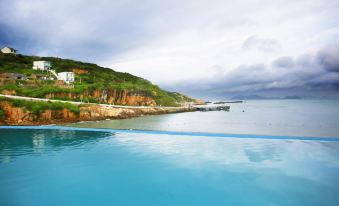 Shengsi Flower and Bird Island Alice Flower Island Whale House