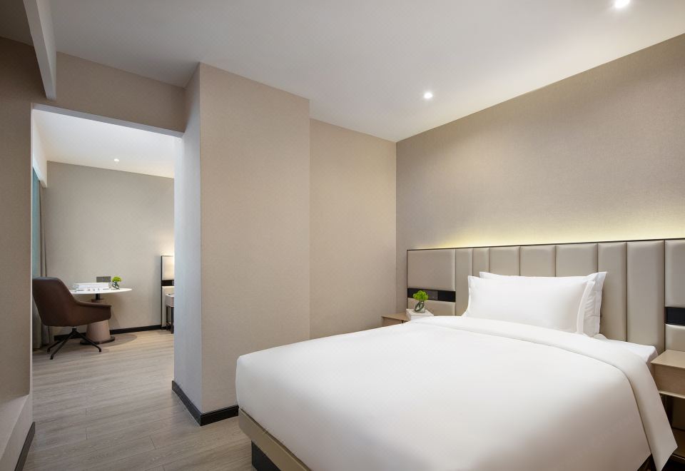 Borrman Jinhuangguan Hotel (Liuzhou Five Star Pedestrian Street) FamilyRoom