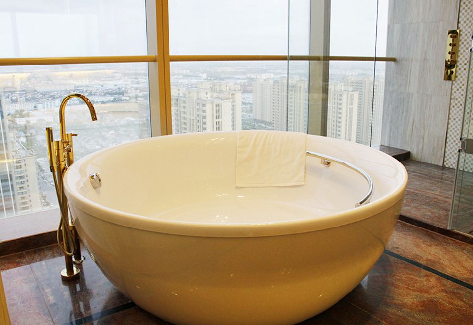 Zhongyang Goldnugget HotelExecutive Suite