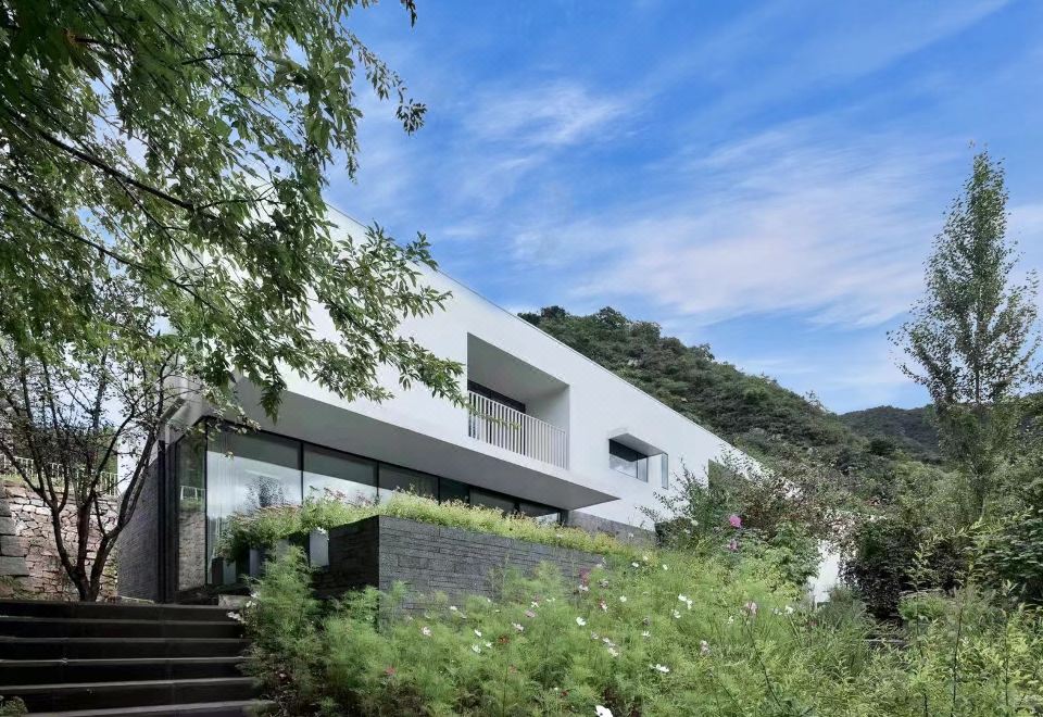 露臺山景大床房