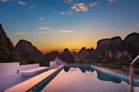 Yangshuo Qiyue Waterfront · Xiyue Haven (Ten-Mile Gallery Yulong River)
