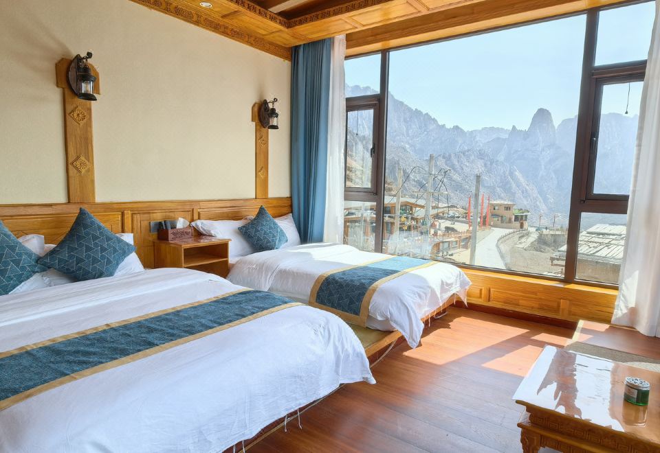 暖山|蒼云觀景親子雙床房（觀拇指山景+看絕美日出）