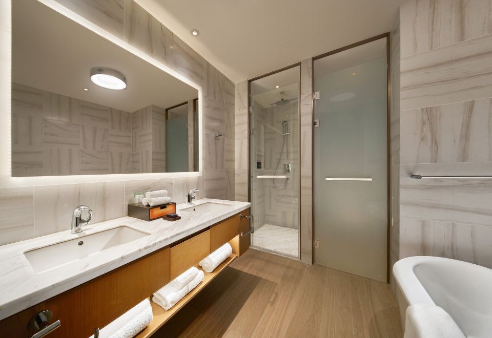 搖滾尊尚海景小套房