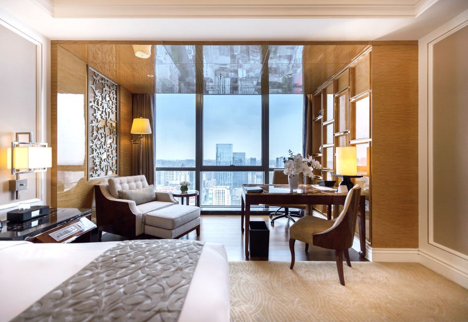 The Ritz-Carlton ChengduLiz family double bed room