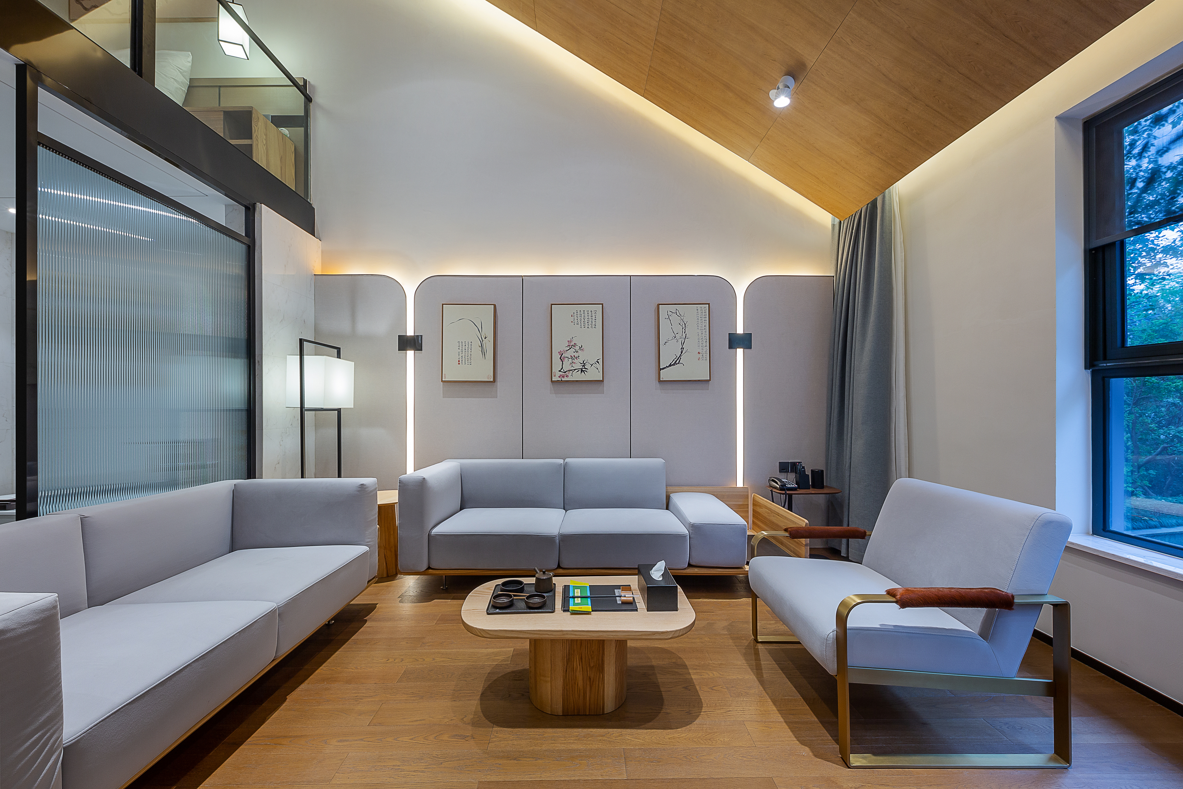 莫彷徨-LOFT泡泡浴大床套房（高端洗护+智能客控）