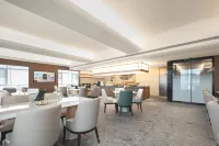 Atour Hotel Fuyang Yingzhou Wanda Plaza