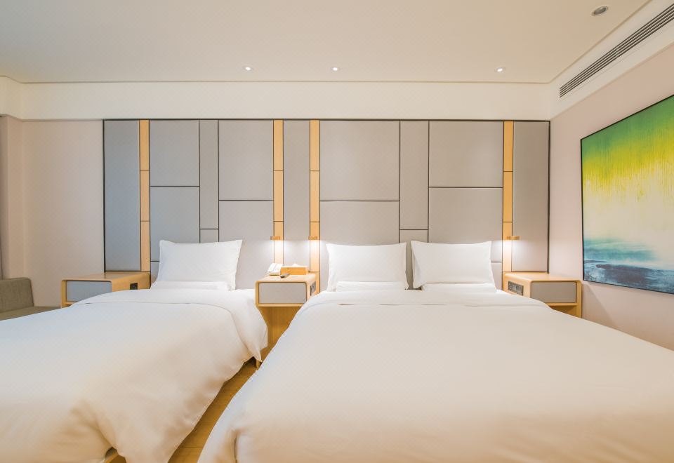 JI Hotel (Chengdu Taikoo Li Binjiang Road) Cozy Family Room