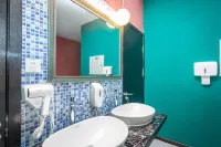 LAZY BILL'S HOSTEL Hotels in 