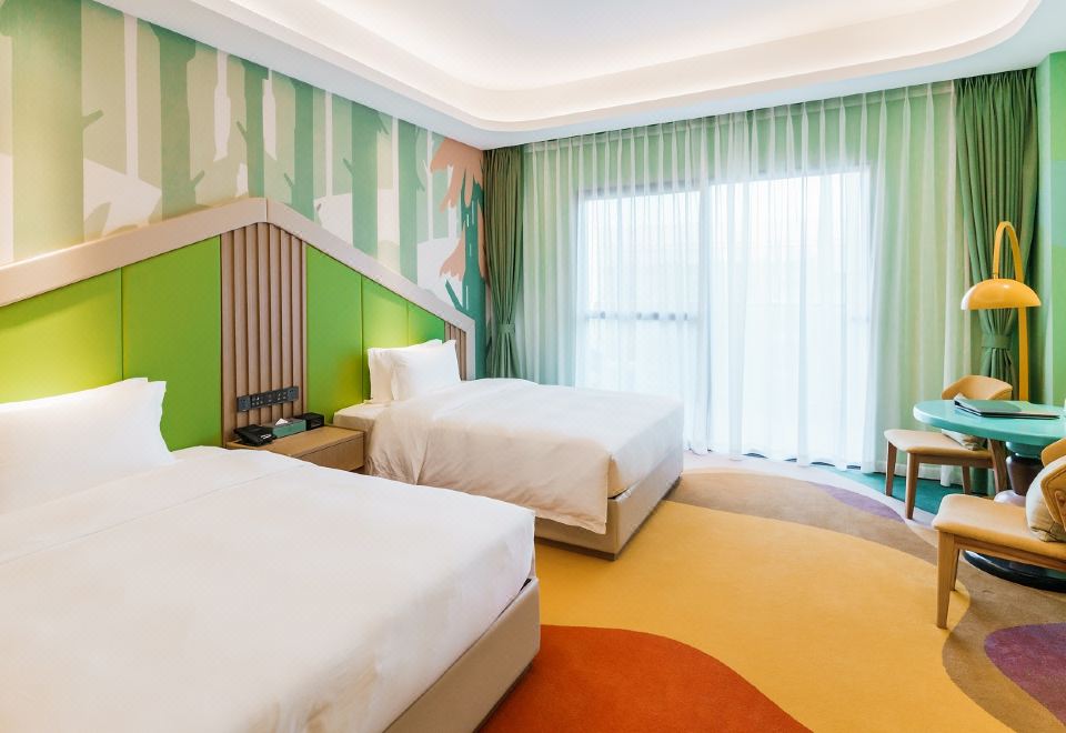 Fantawild holiday hotel XiamenCastle Room - With View (2 Beds) (Balcony)