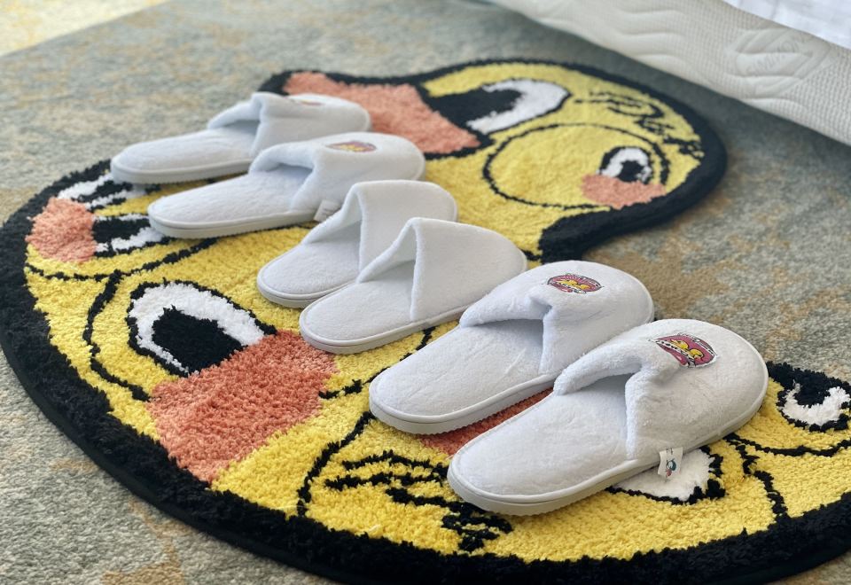 盼酷小黄鸭亲子主题至尊海湾全景套房