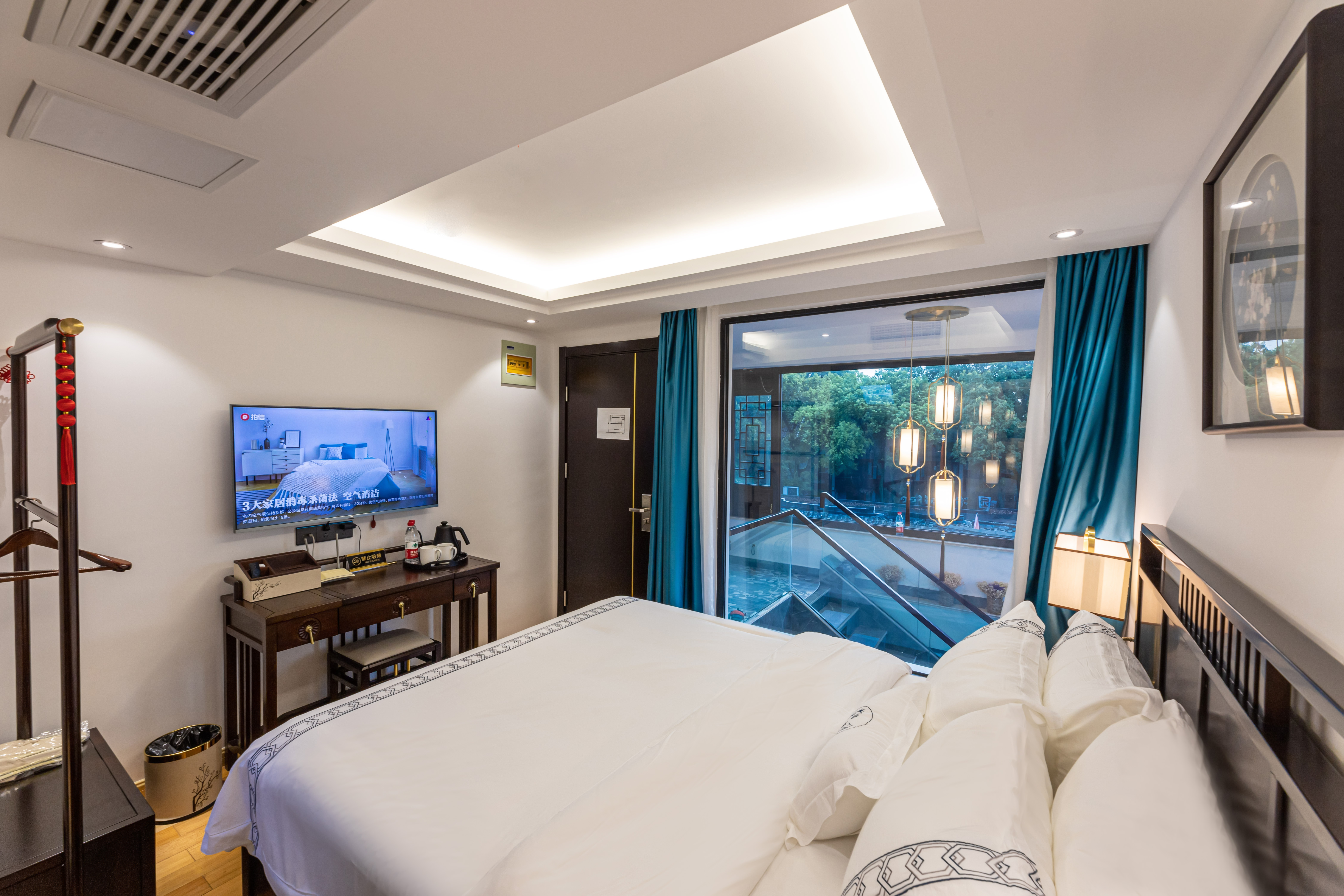 悠月豪华景观大床房