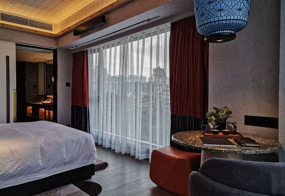 180°城景駿逸大床房