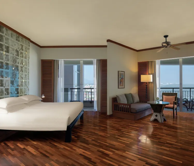 King JR. Suite Ocean View