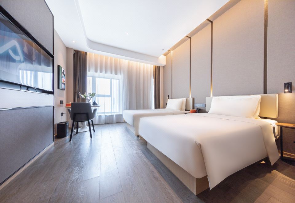 高級雙床房（投屏電視+小冰箱）