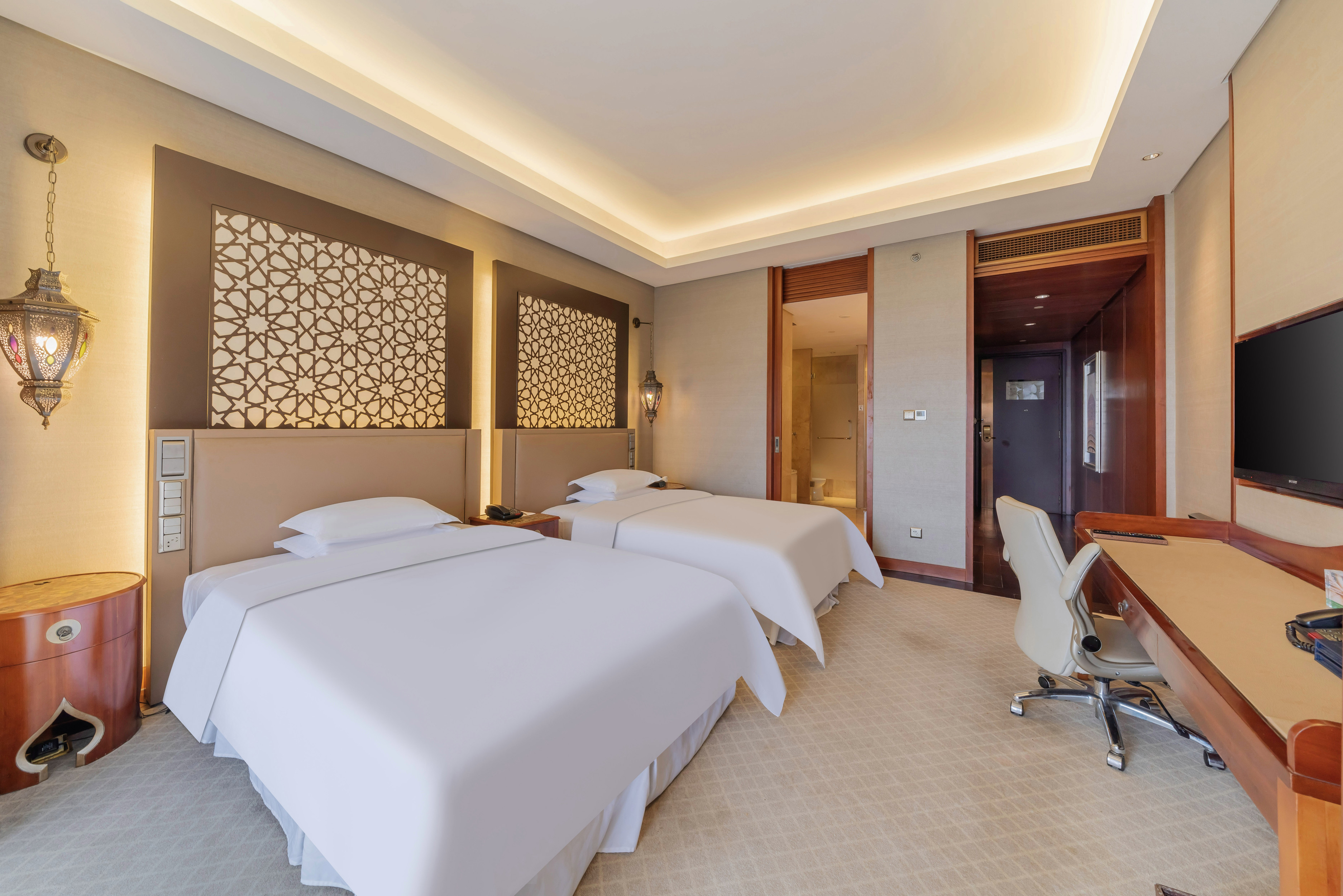 豪华湖景双床房 | 带浴缸