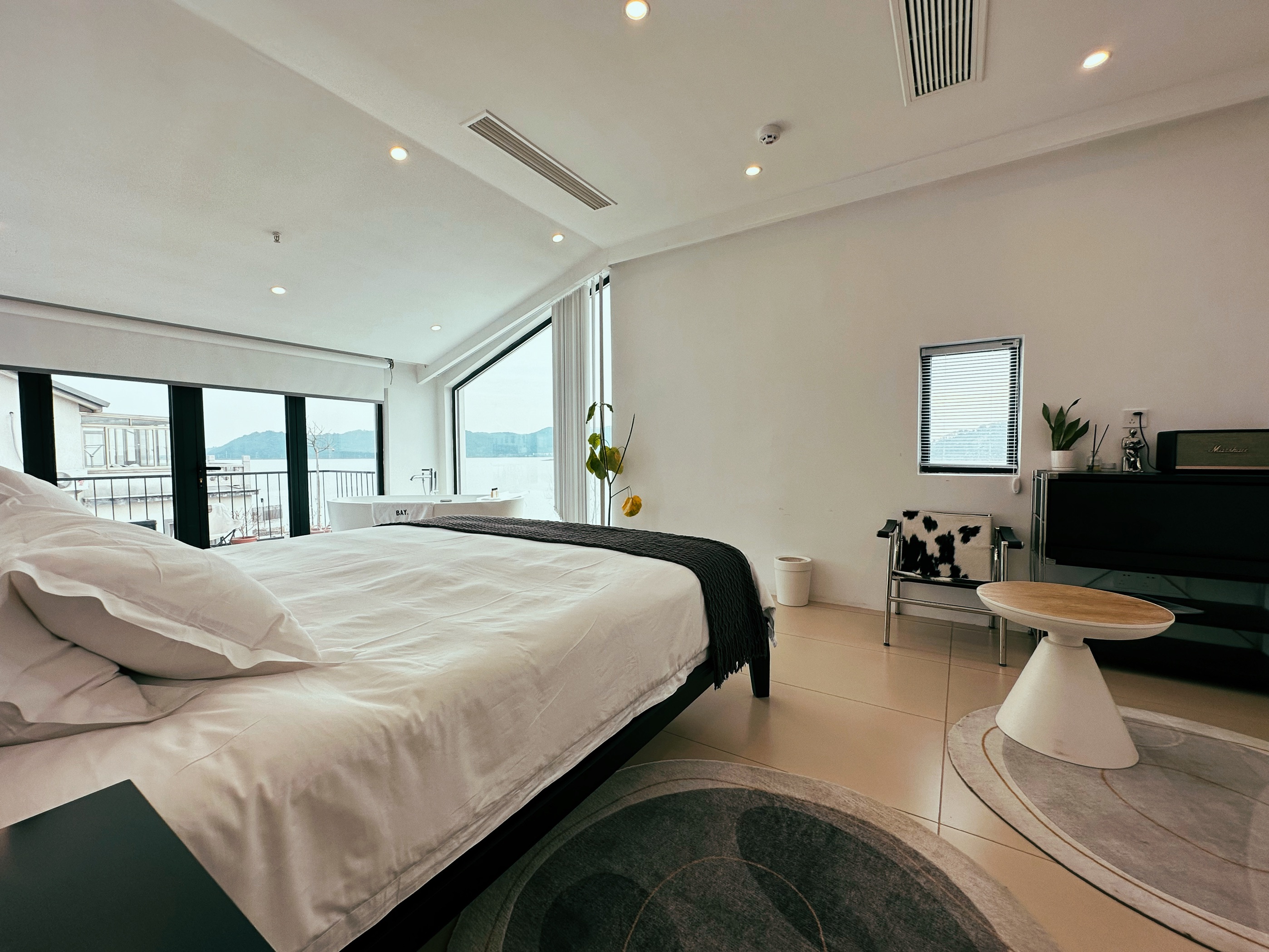 豪華湖景大床房【地暖】