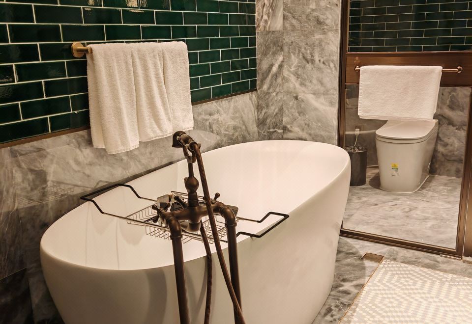 智享雅居-家庭亲子房