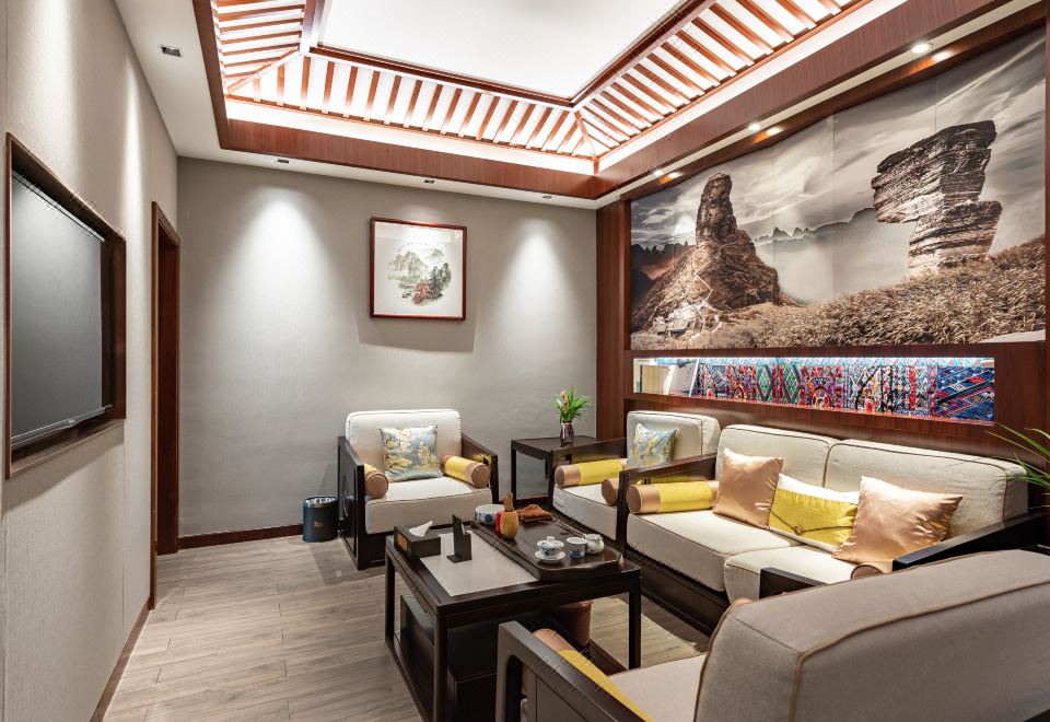 Mountain Fanjing Qixi Resort Panorama Deluxe Suite - 2-Bedroom (Floor Heating)