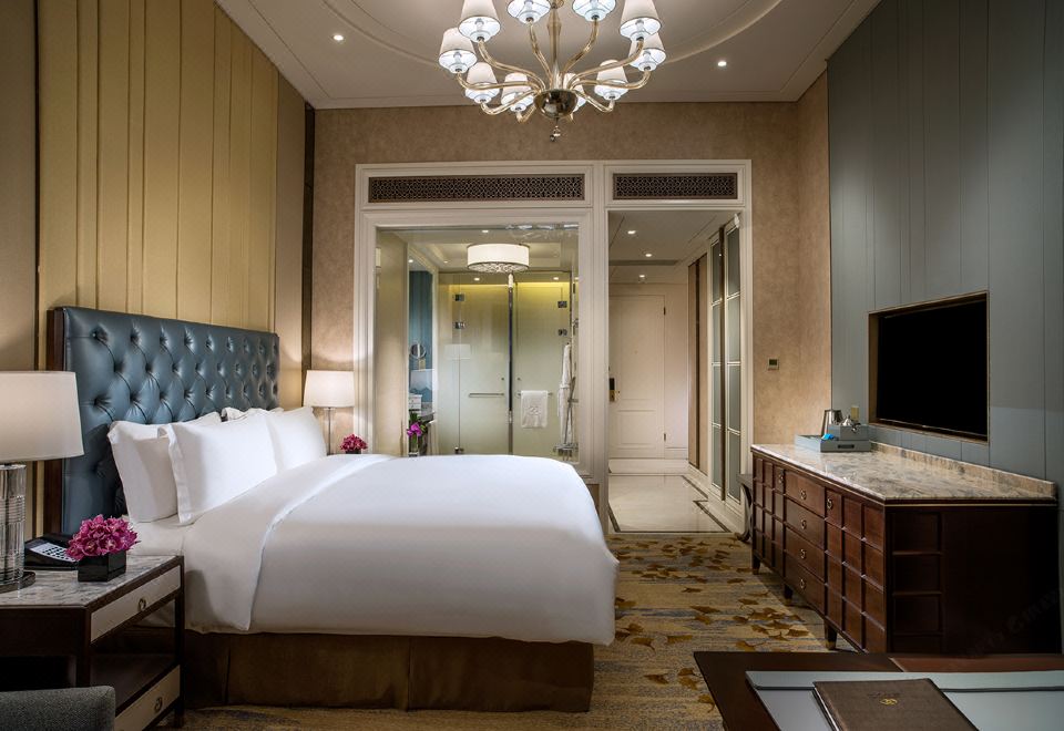 Sofitel Shanghai HongqiaoSuperior King Room