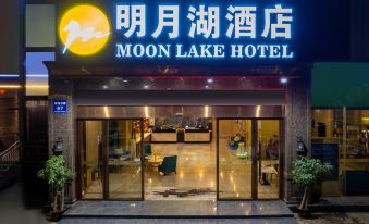 Moon Lake Hotel