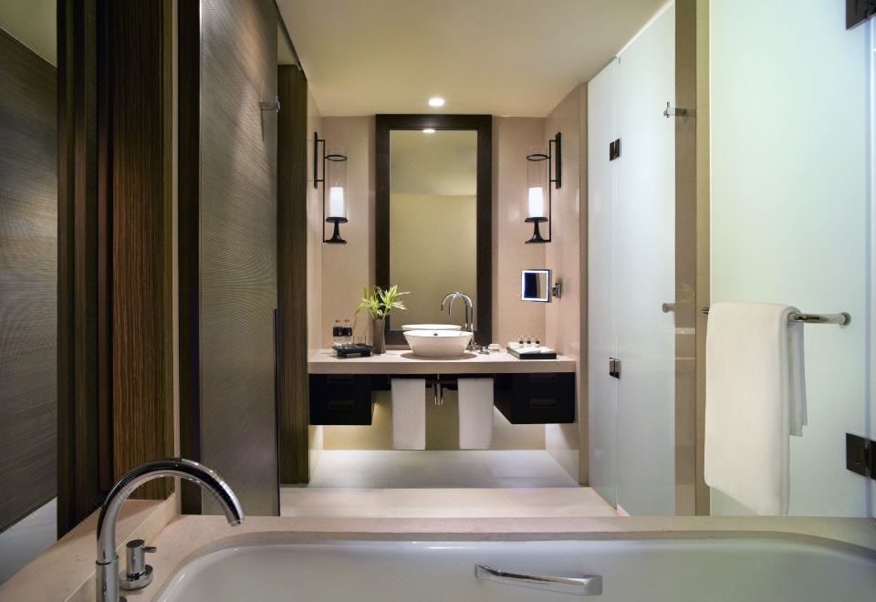 Hyatt Regency Hua HinTwin Room With Club Access And Terrace