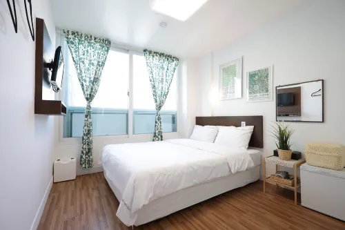 Ekonomy Haeundae Hostel
