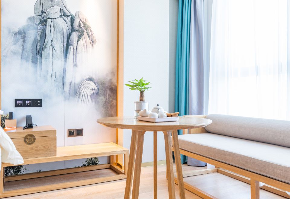 Kaiyuan Manju Hotel (Ningde Fuding Binjiang)Zero Pressure Leisure River-View Double Bed Room