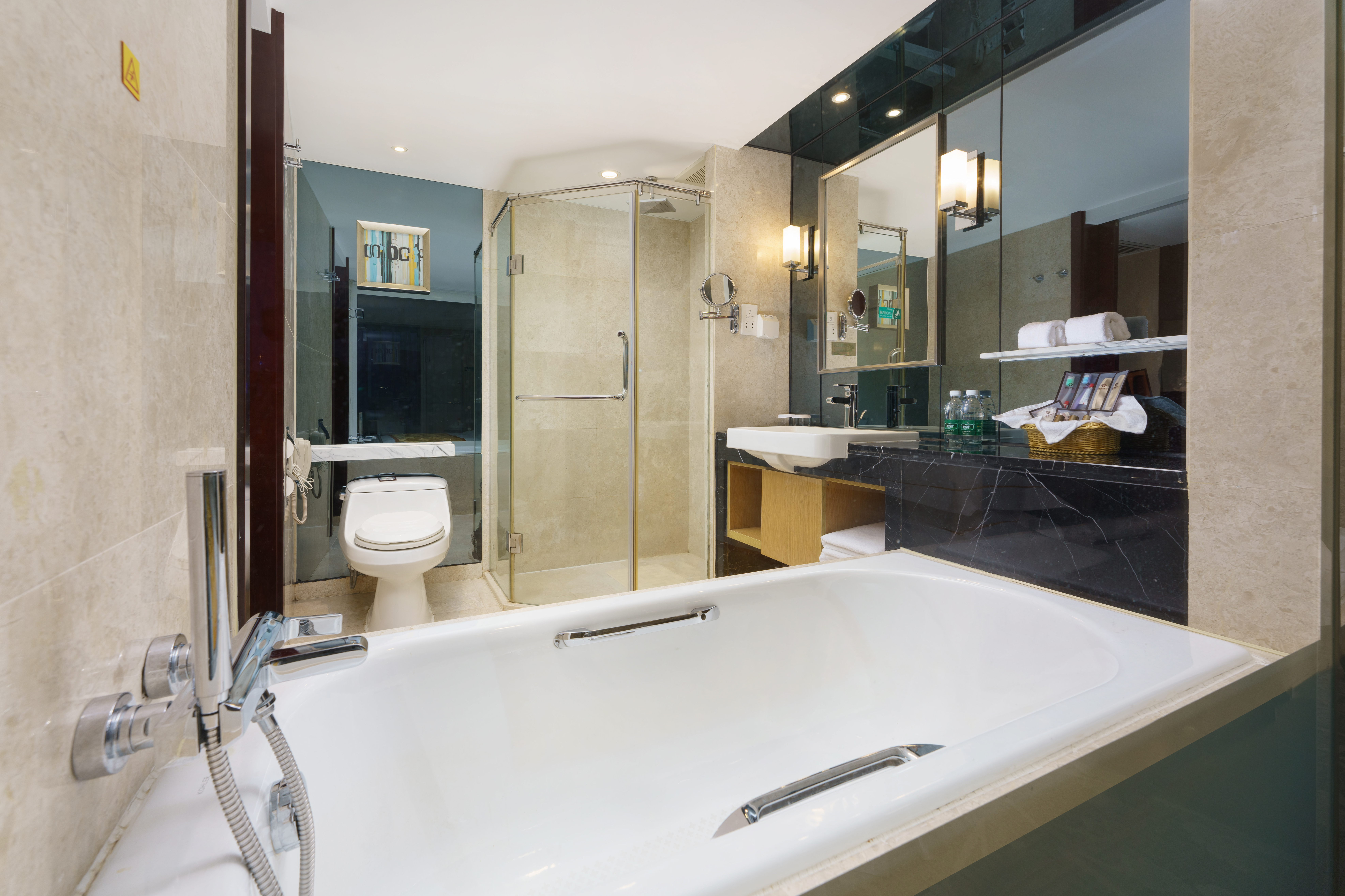 Shantou Golden Gulf  Hotel (Vientiane City)臻选豪华大床房