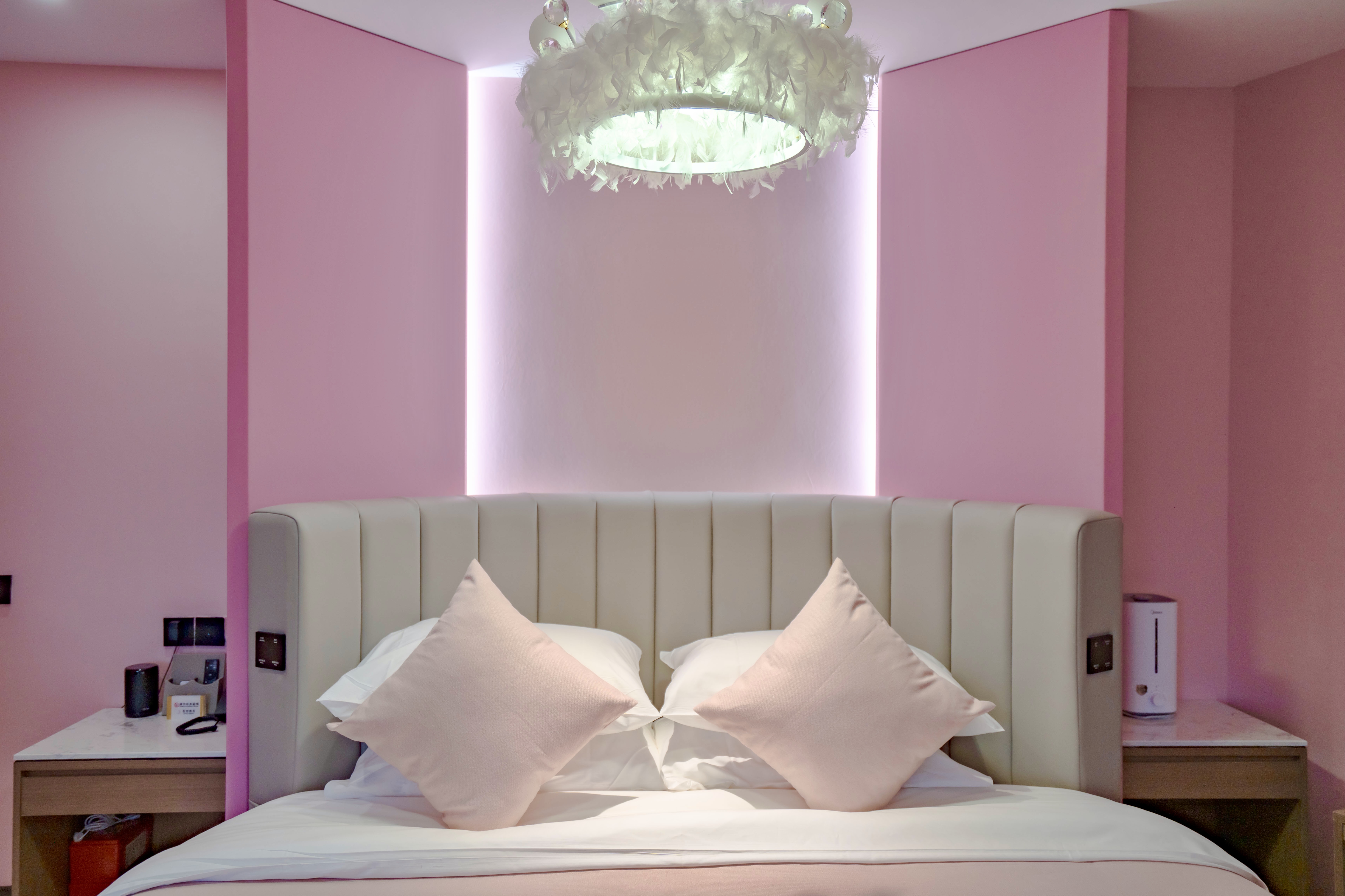 浪漫圆床房（智能语音）