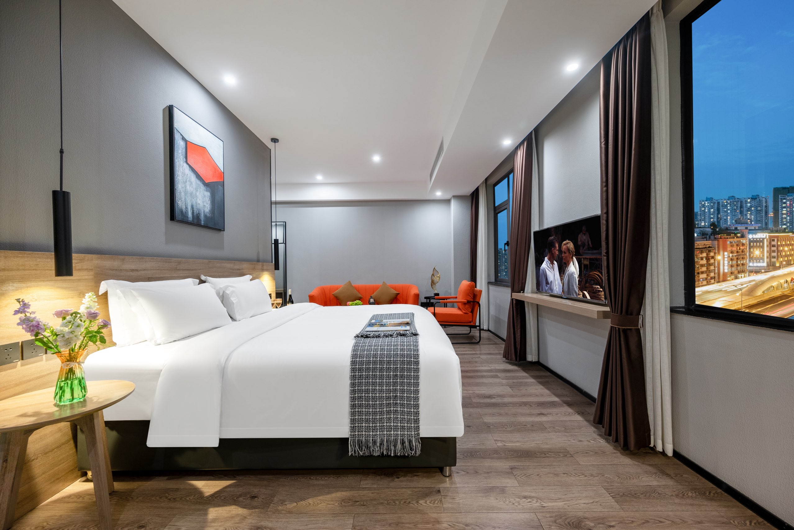 臻选豪华大床房（电视投屏+云朵床垫亲肤床品+长沙发）