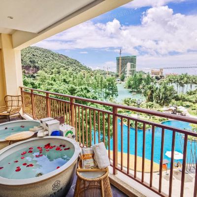 茅君高層大床温泉套房（帶私家泡池） 江門古兜月泉湖居酒店優惠