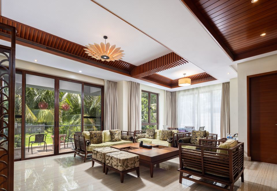 Yage Three-Bedroom Pool Villa