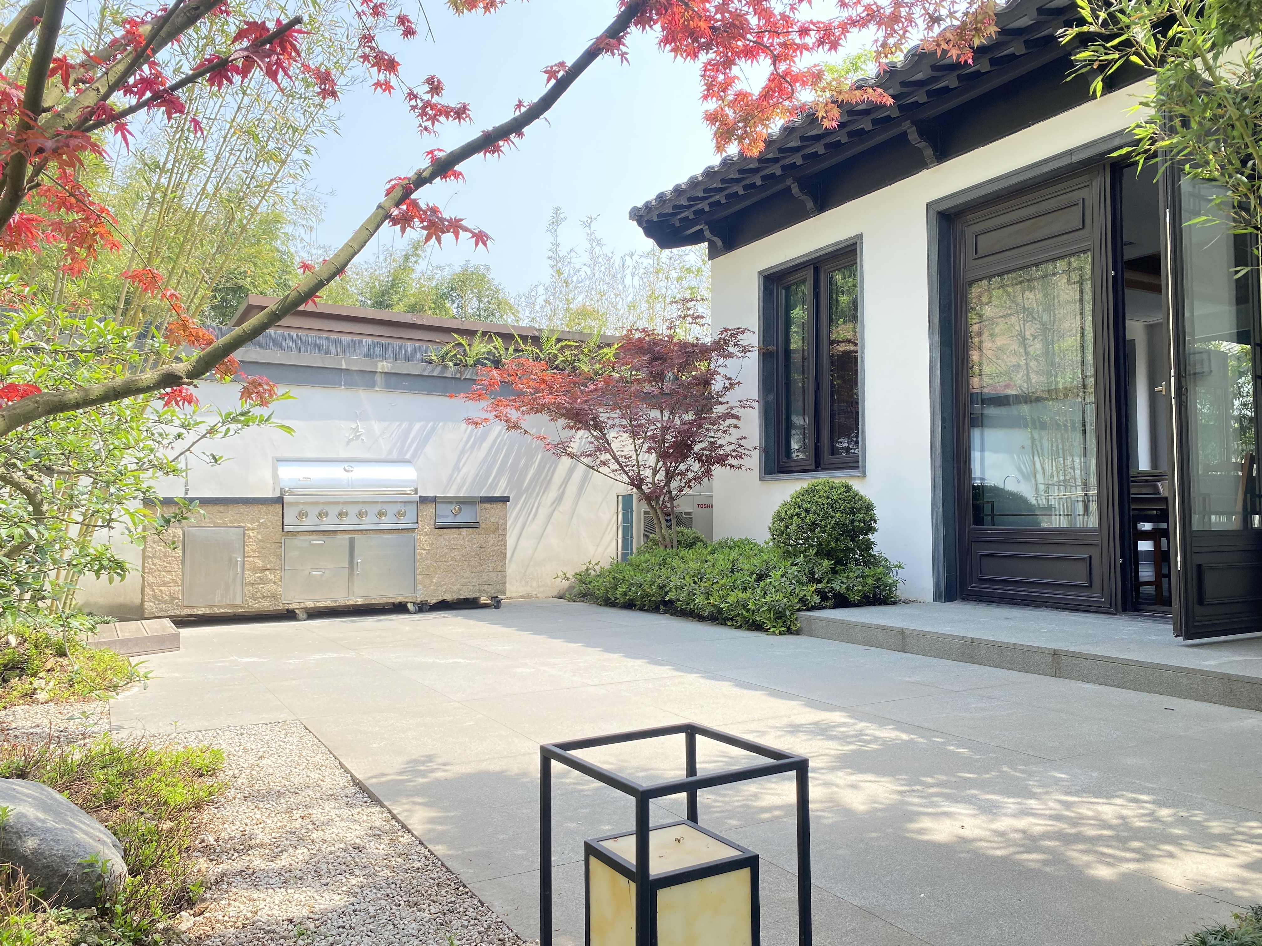 两居两衞·隐溪禅意别院