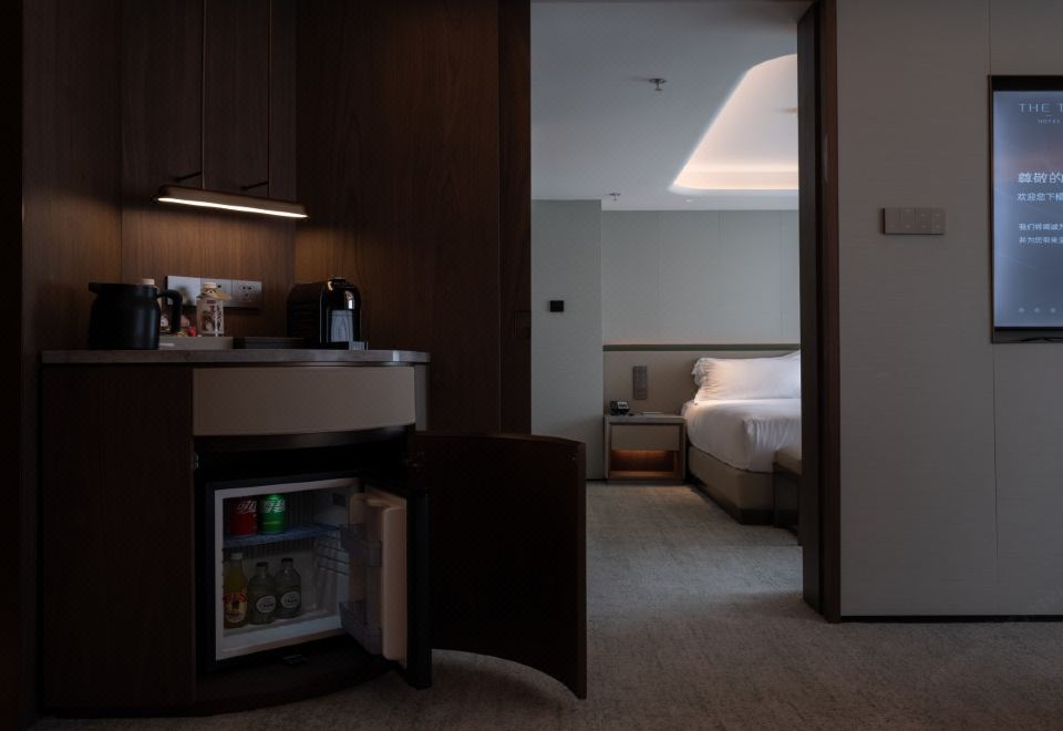 THE TAI HOTELElegant Suite - Dawn And Dusk Scenic | Relaxation