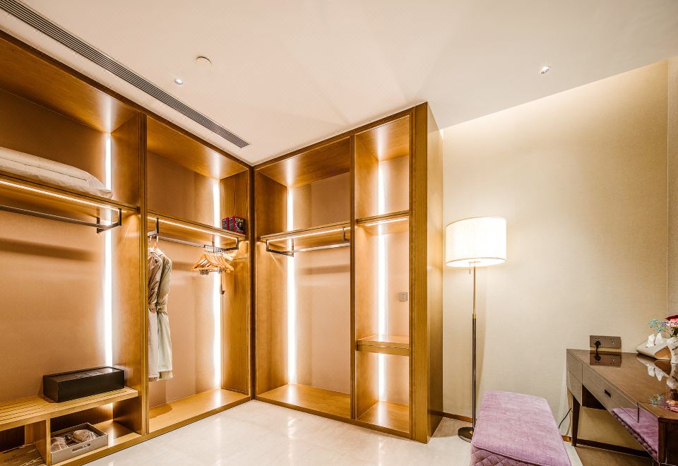 Oceantec Valley Hotel QingdaoPresidential Suite