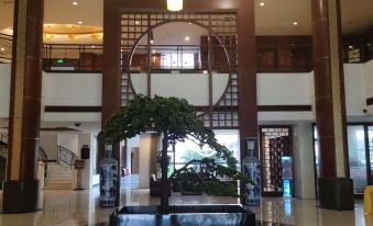 Yixian Hotel
