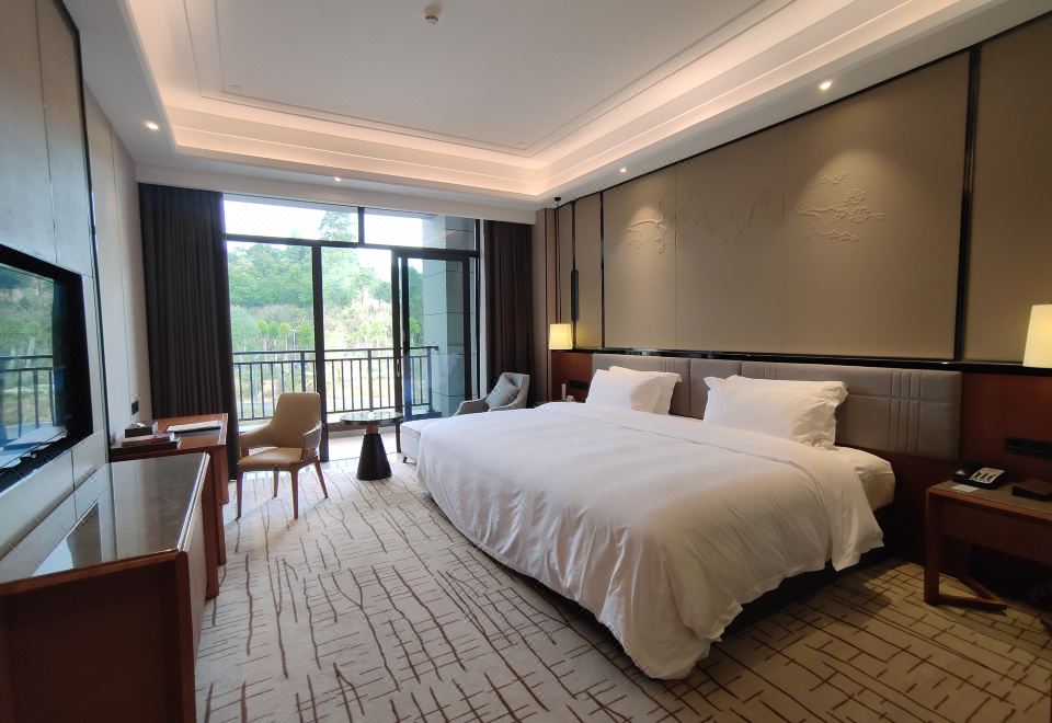 园景双拼大床房