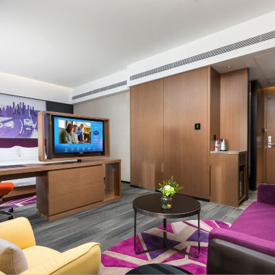 高級山景大床房 大連中山希爾頓歡朋飯店優惠