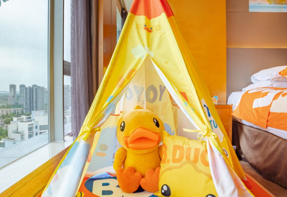 Felton Grand Hotel Hotel Chengdu Themed 2-bed Room