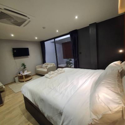 豪華家庭房帶陽台 諾姆飯店優惠