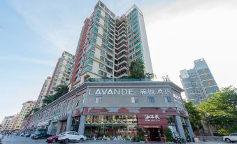 Lavande Hotels (Shenzhen Baoan Maxland Pingzhou Metro Station)