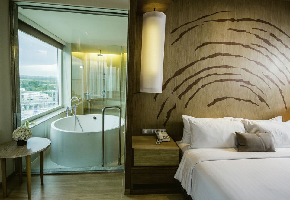 Mövenpick Siam Hotel Na Jomtien PattayaFamily Suite Sea View