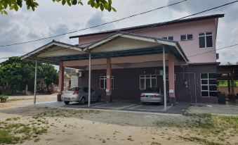 OYO 90274 Wadi Isfa Inn - Housity