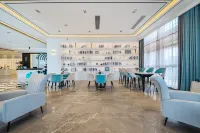 Xana Hotelle (Wuzhou Teng County People's Hospital)